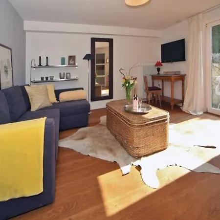 Apartament In *